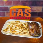 1/2 POLLO A LA LEÑA + FRITAS